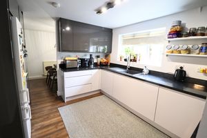 Kitchen- click for photo gallery